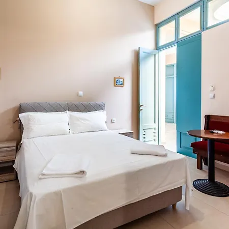 στούντιο στη στοά βαρβουτσή#8 Apartment *