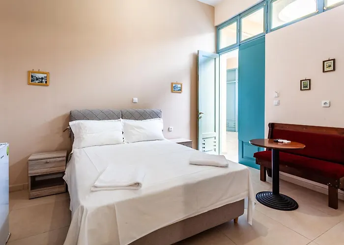 στούντιο στη στοά βαρβουτσή#8 Appartement *